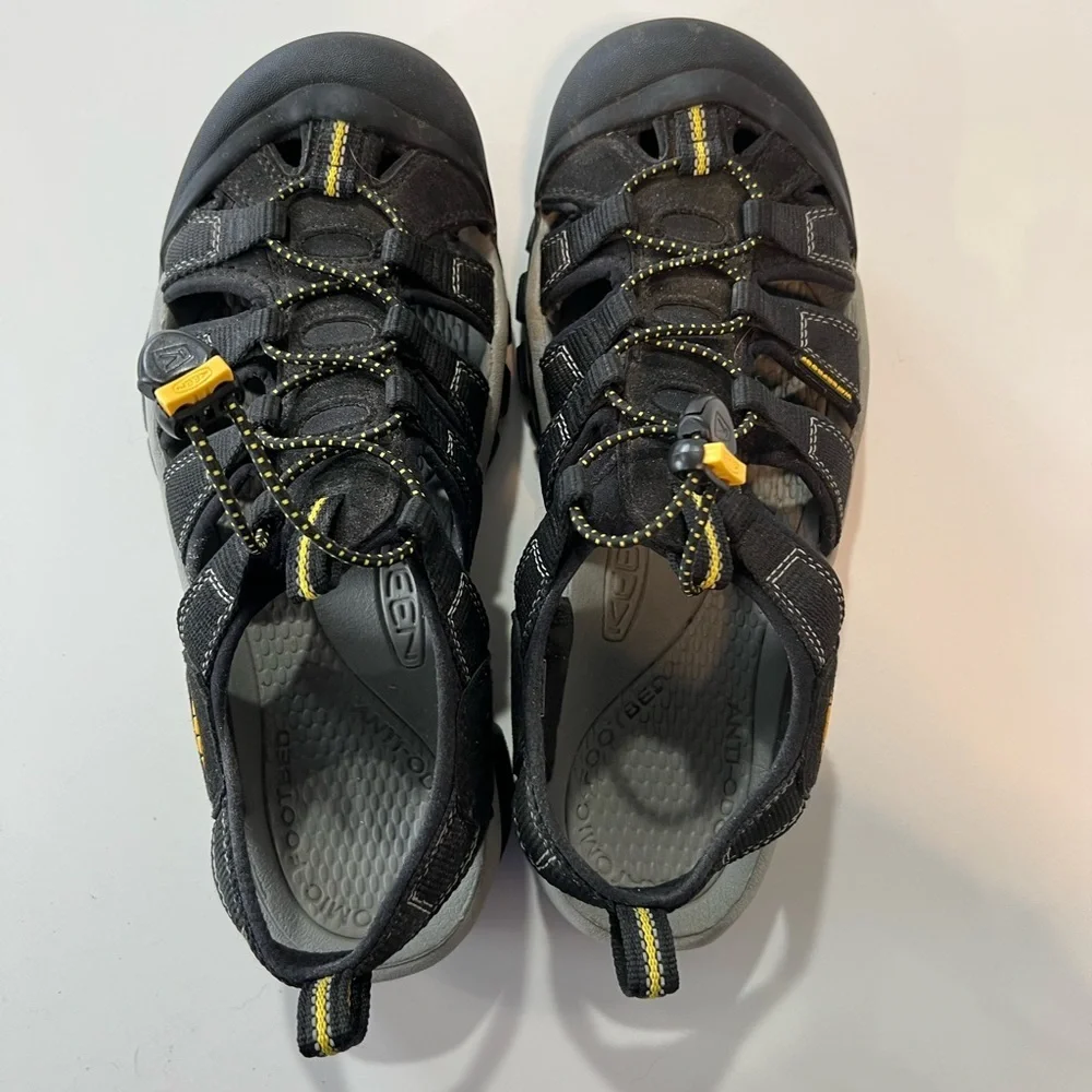 Keen Black and Yellow Outdoor Sandals - Picture 4 of 11